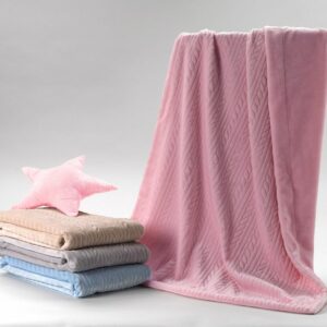 6003g8401 01 300x300 - Mantita Infantil Aterciopelada Mimos