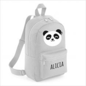 Diseno sin titulo 2021 07 02T131615.669 300x300 - Mochila Medium Oso Panda Gris Personalizada