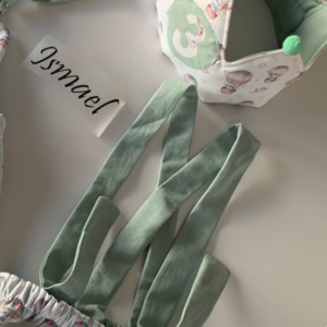 Diseno sin titulo 2021 09 22T121611.337 300x300 - Pack Cumpleaños (Braguita con tirantes + Corona) Globos