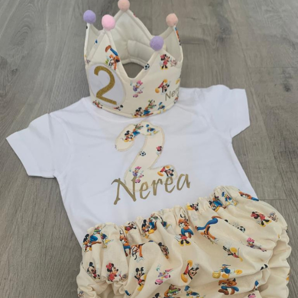 Pack Cumpleaños Personajes Disney (Corona + Braguita + Camiseta) Diseno sin titulo 2023 05 14T175347.078 - Pack Cumpleaños Personajes Disney (Corona + Braguita + Camiseta)