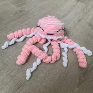 Diseno sin titulo 2023 05 25T173008.781 300x300 - Medusa de apego - Crochet 100% algodón Rosa/Blanca