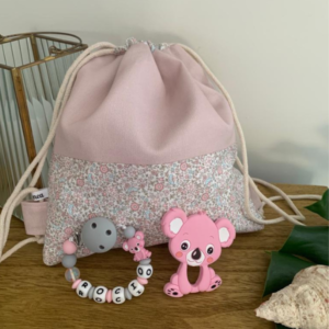 Pack Mochila + Chupetero personalizado + Sonajero/Mordedor Koala Diseno sin titulo 2023 05 29T104208.898 300x300 - Pack Mochila + Chupetero personalizado + Sonajero/Mordedor Koala